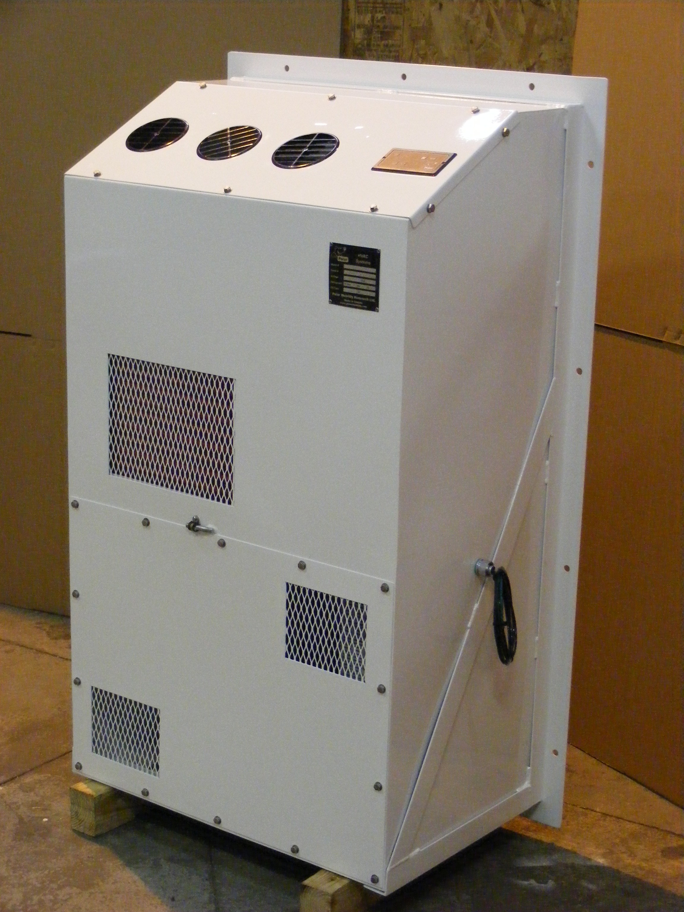 Modular 30,000 Btu High Capacity Through Wall Mount A/C